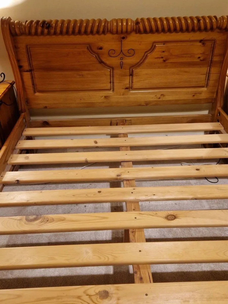 Extremely Solid 4Ft 6” Double Wooden Bed - Deliver - Image 3