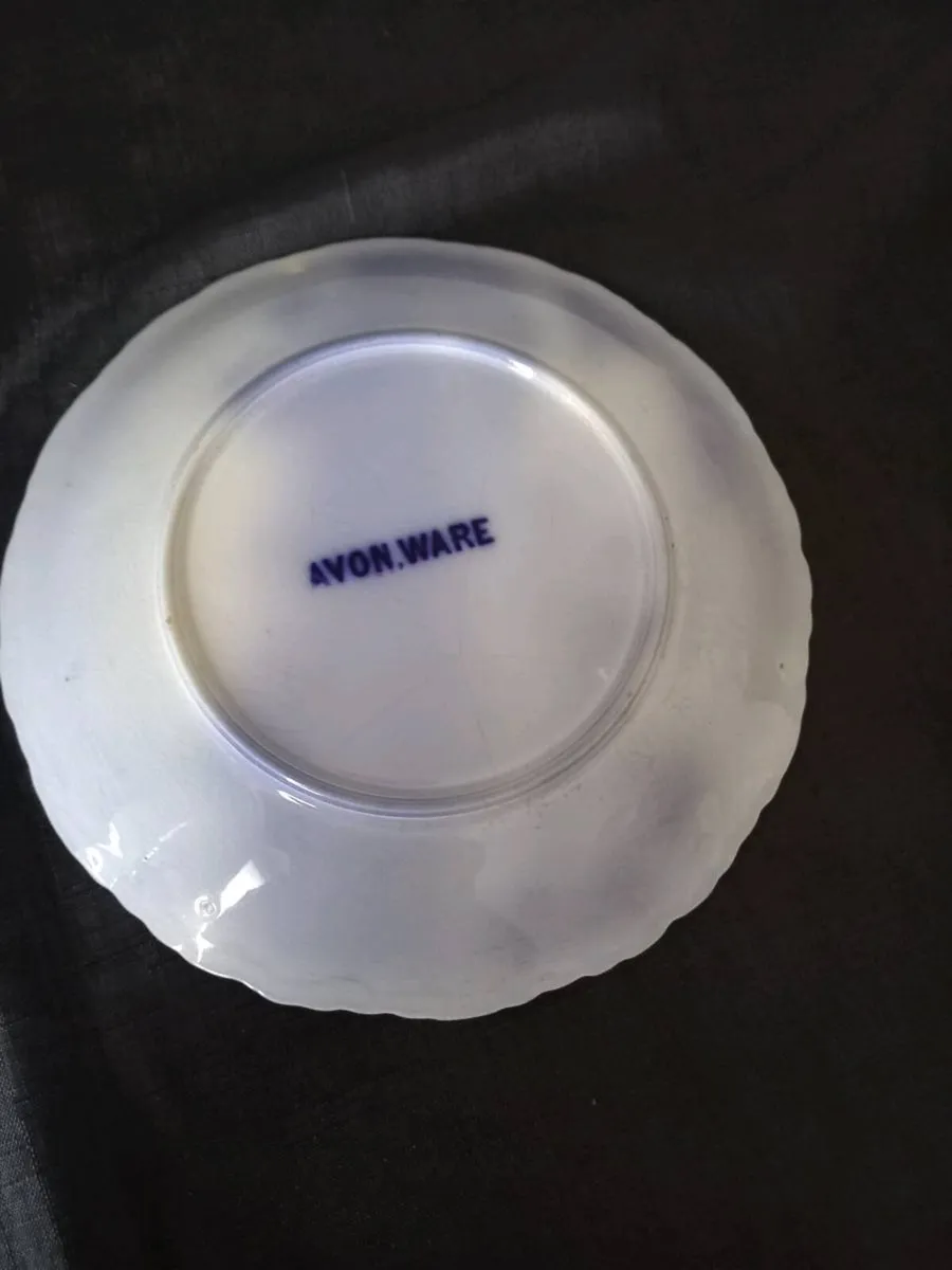 Avonware Plate - Image 2