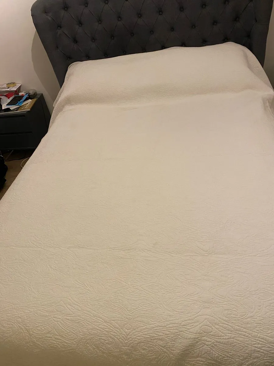 Zara Home White Cotton Bedspread - Image 2