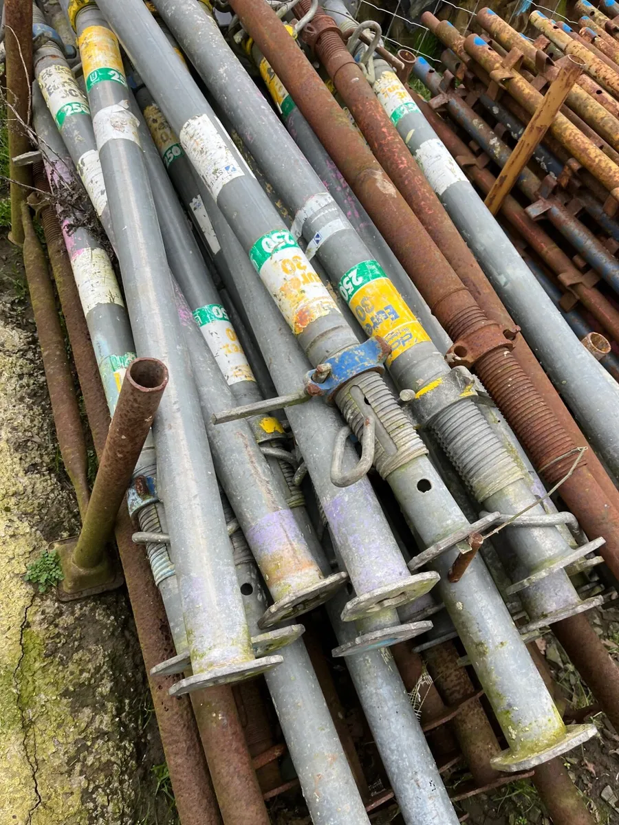 Peri shuttering pans and accessories - Image 4