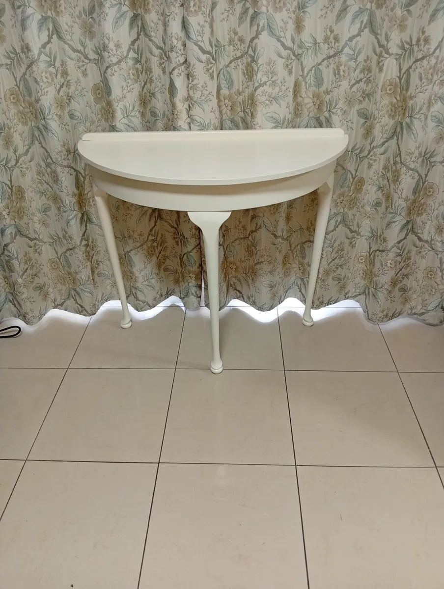 Hall Table - Image 4