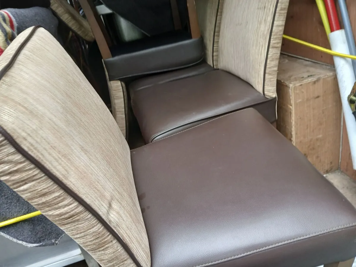 Chairs 💺 💺 💺 💺 💺  lot of /5/...delivered - Image 2