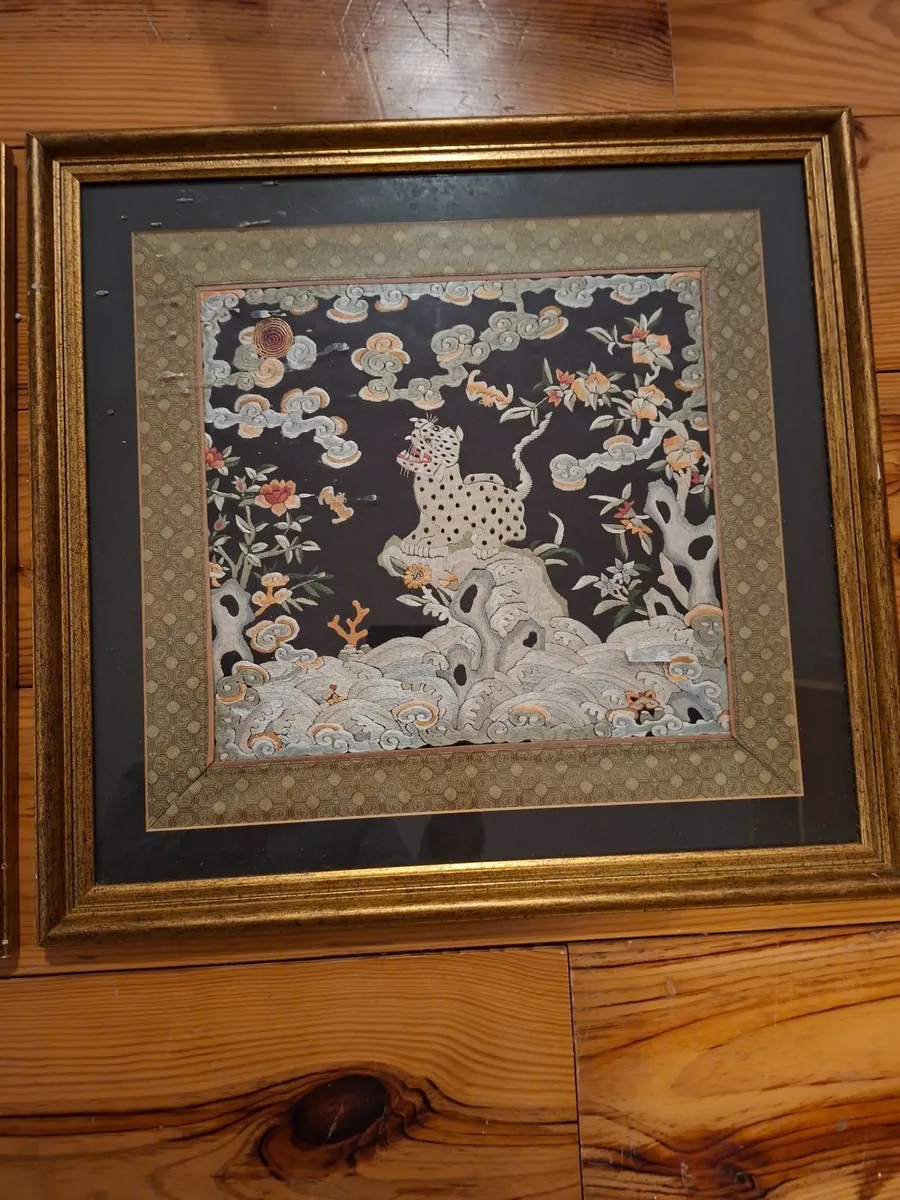 Chinese framed silk panels - Image 4