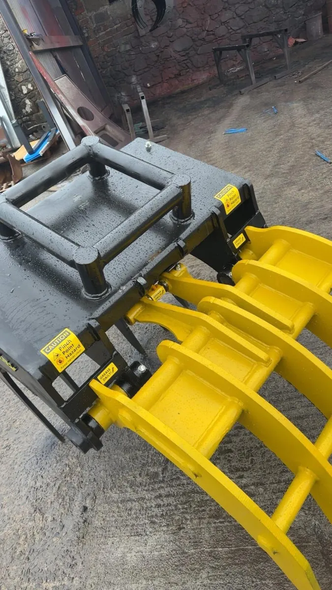 🔥 Hardox Hydraulic Grabs 🔥 - Image 3