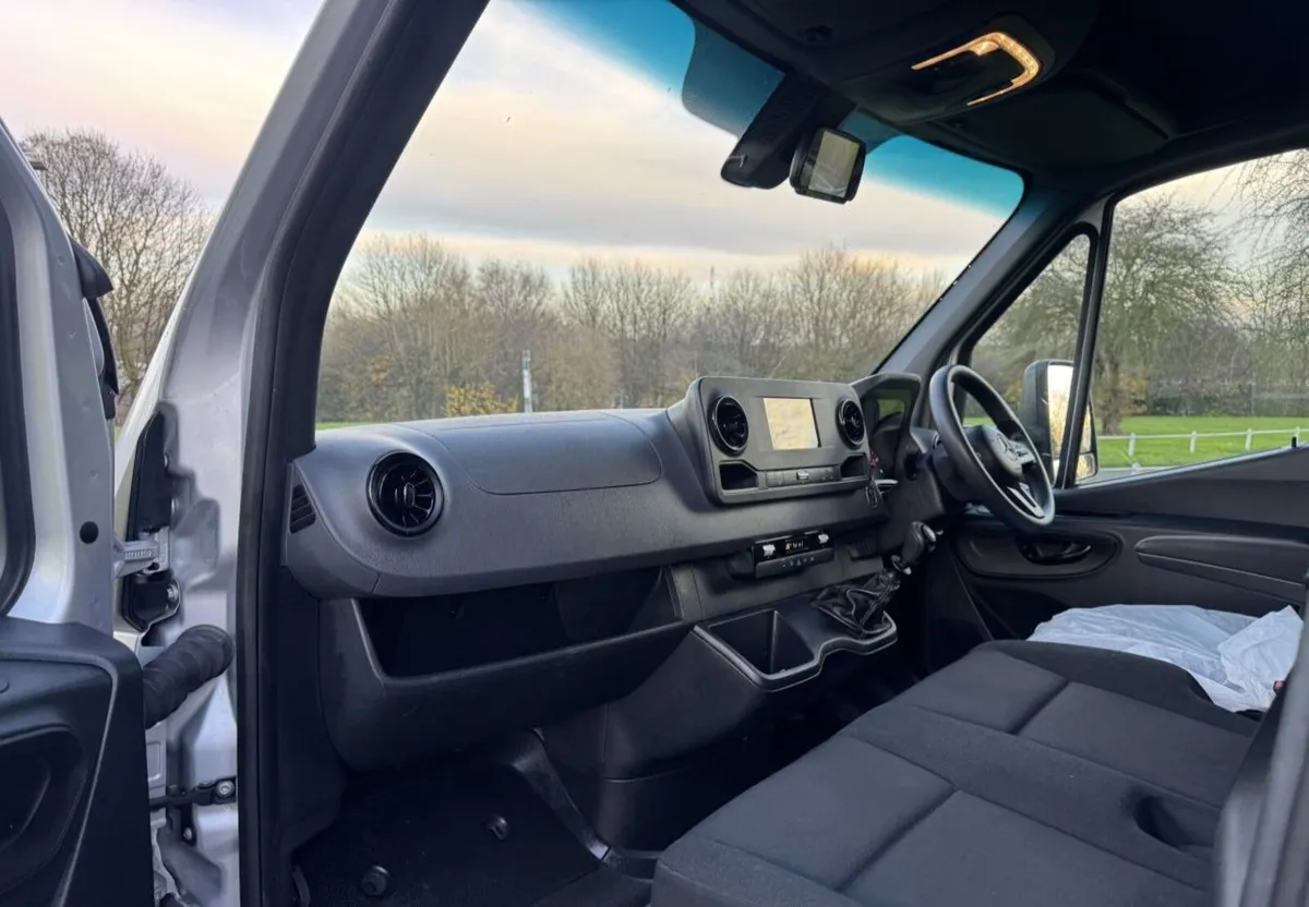2022 Mercedes-Benz Sprinter Curtainsider Van - Image 3