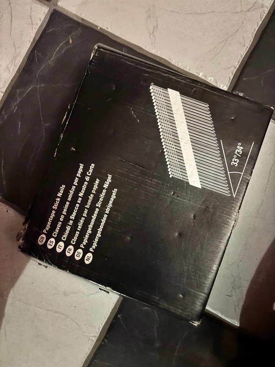 Dewalt First Fix nail gun - Image 4