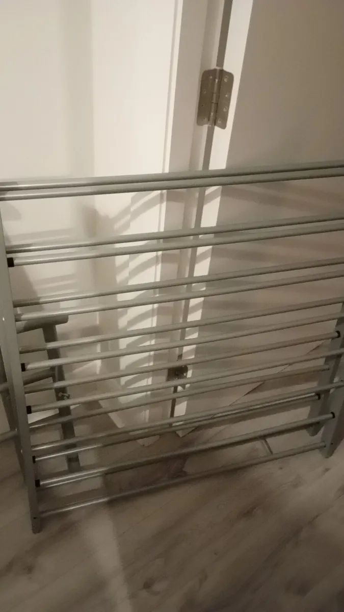 Grey single bed - Image 3