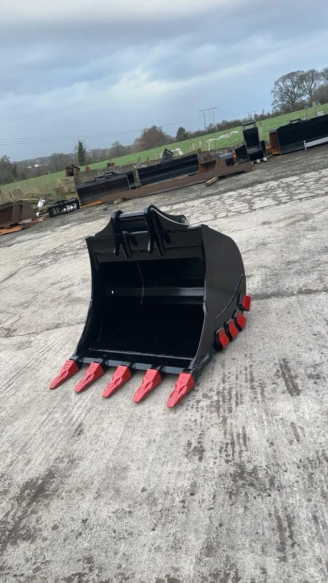 Rock Spec Buckets - Image 3