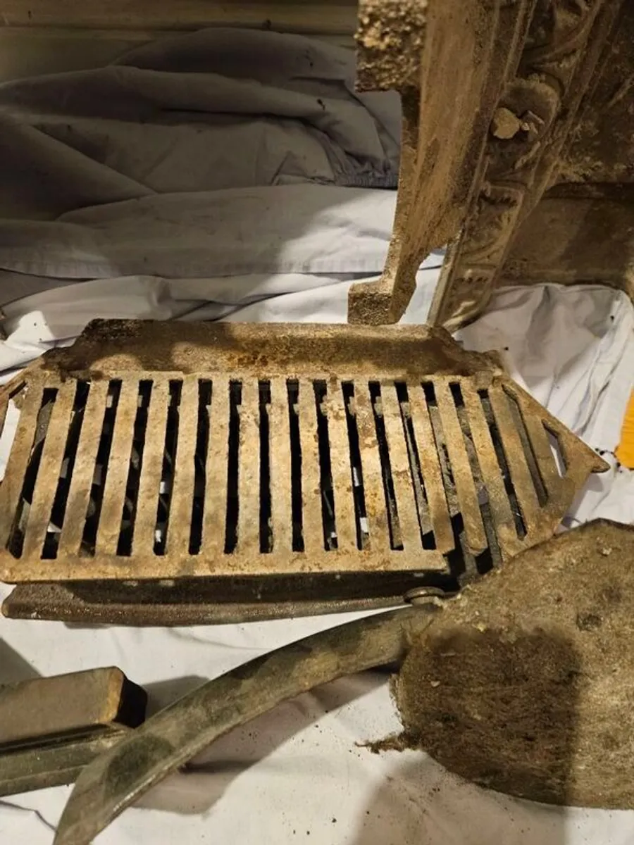 Fireplaces x 2 - Image 3