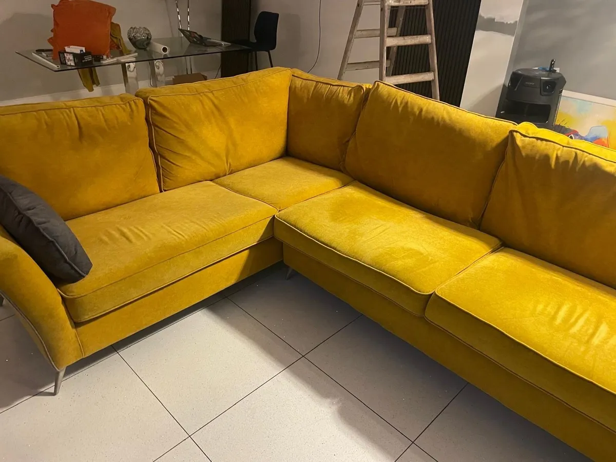 Water/Stain Proof Couch - Image 4