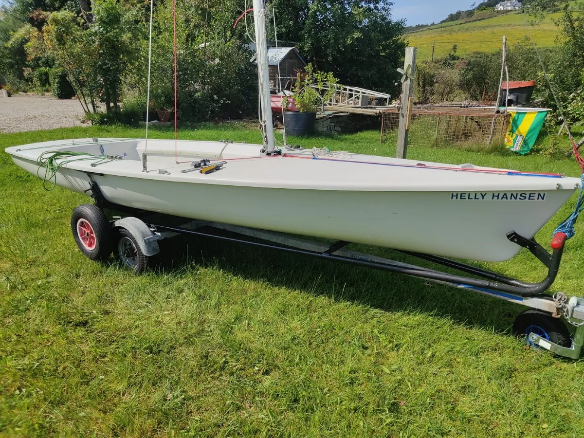 Dingy boat - Image 2