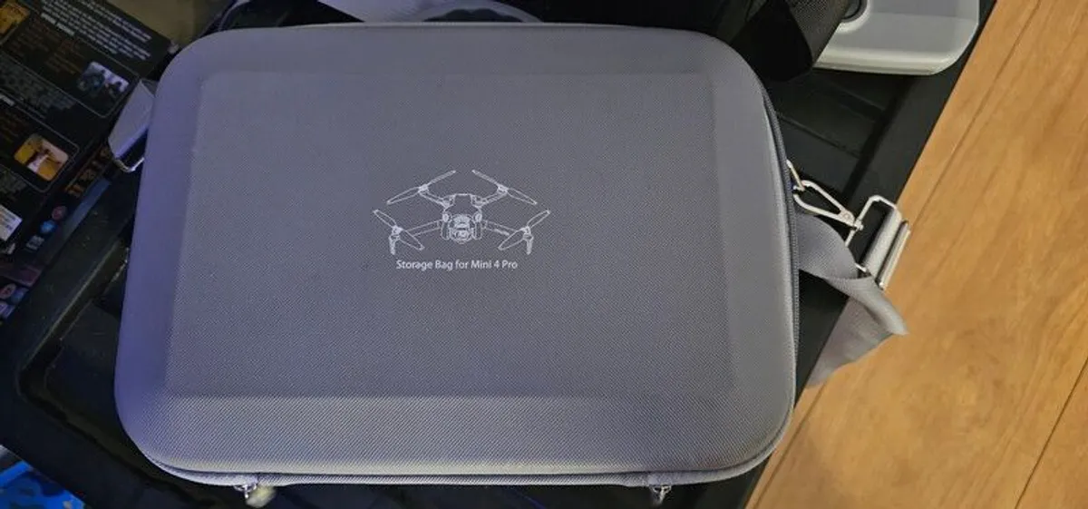 DJI mini 4 pro flymore combo - Image 2