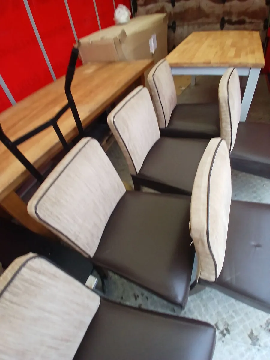 Chairs 💺 💺 💺 💺 💺.......lot of /5/...delivered - Image 3