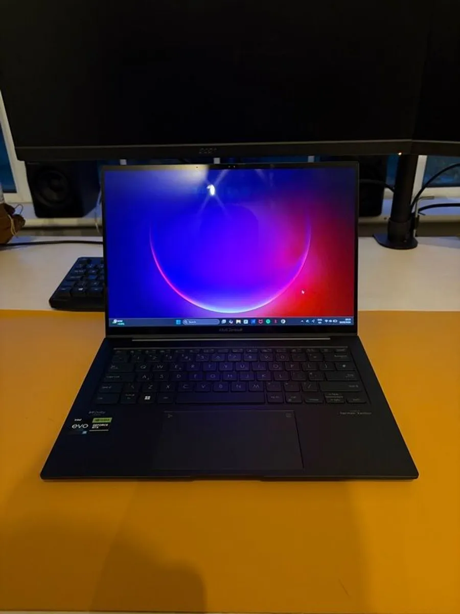 Asus Zenbook Ux3404vc I9 Rtx Oled Touchscreen - Image 1