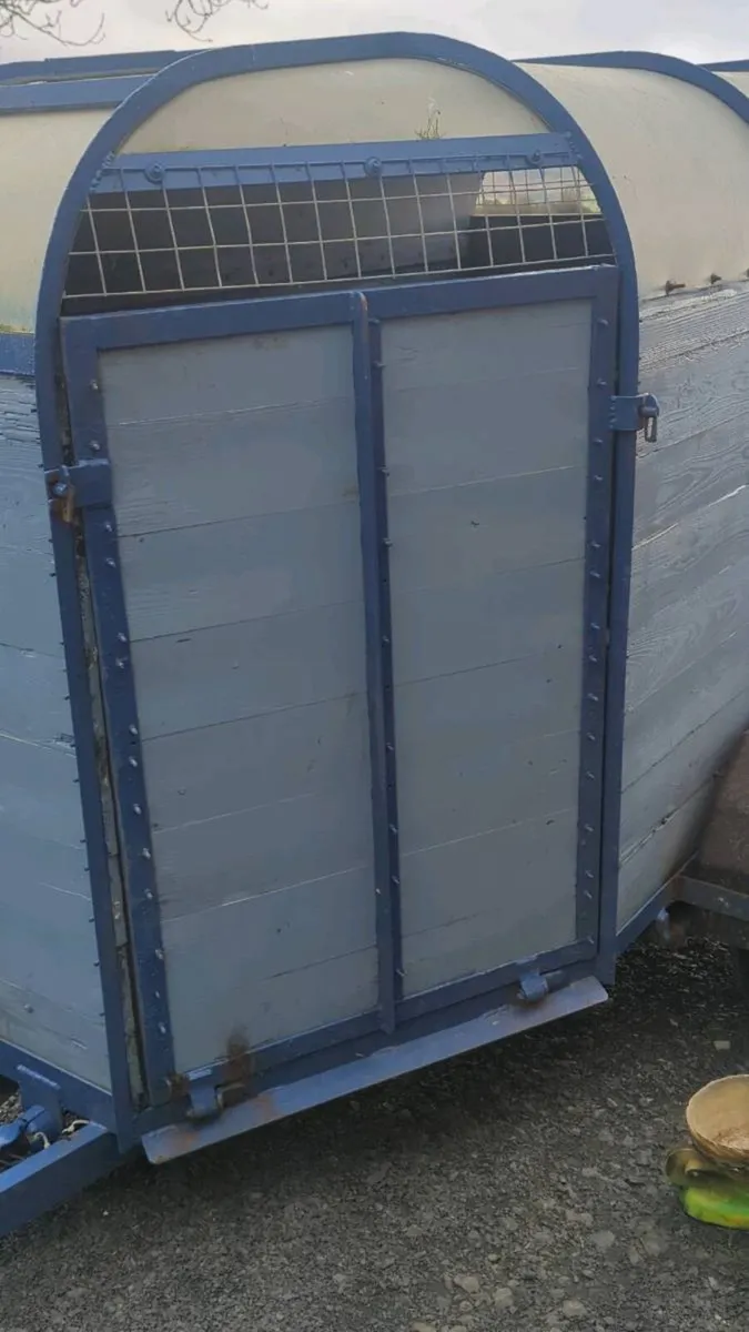 Cattle trailer - Image 2
