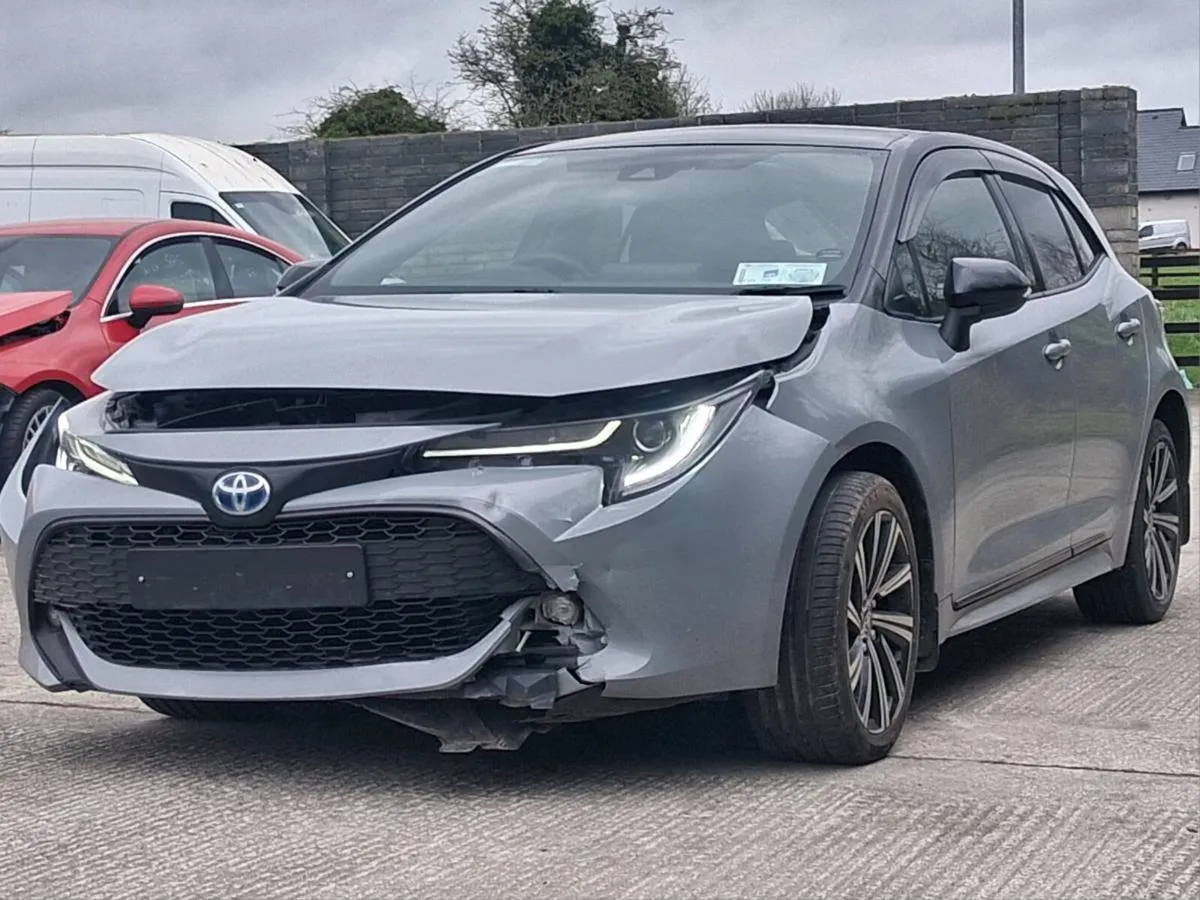 2023 TOYOYA COROLLA - Image 2