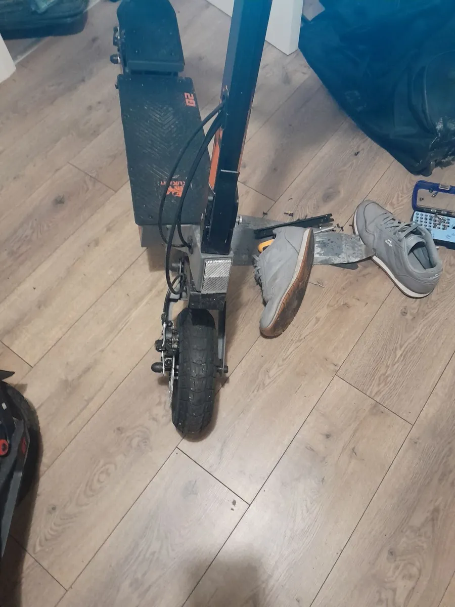 Kurkin escooter and segway escooter - Image 3