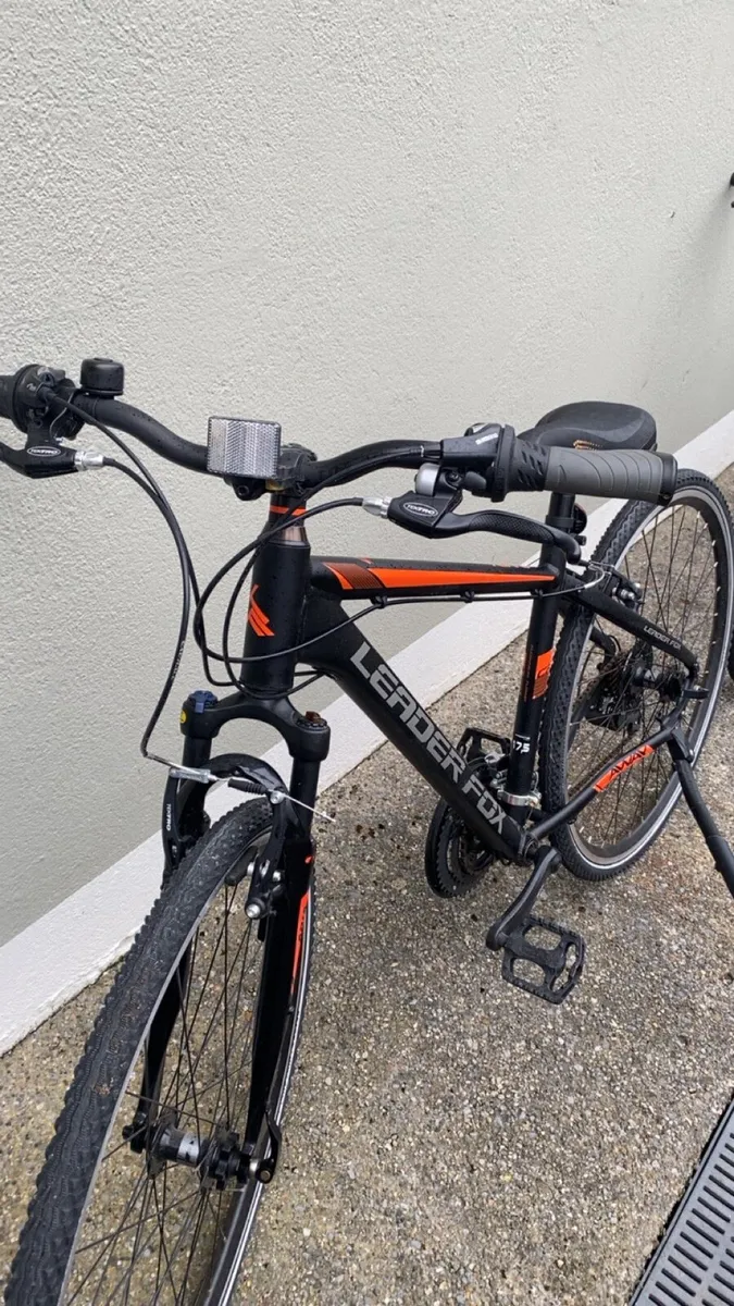 Leader Fox Away Hybrid Bike - Image 2