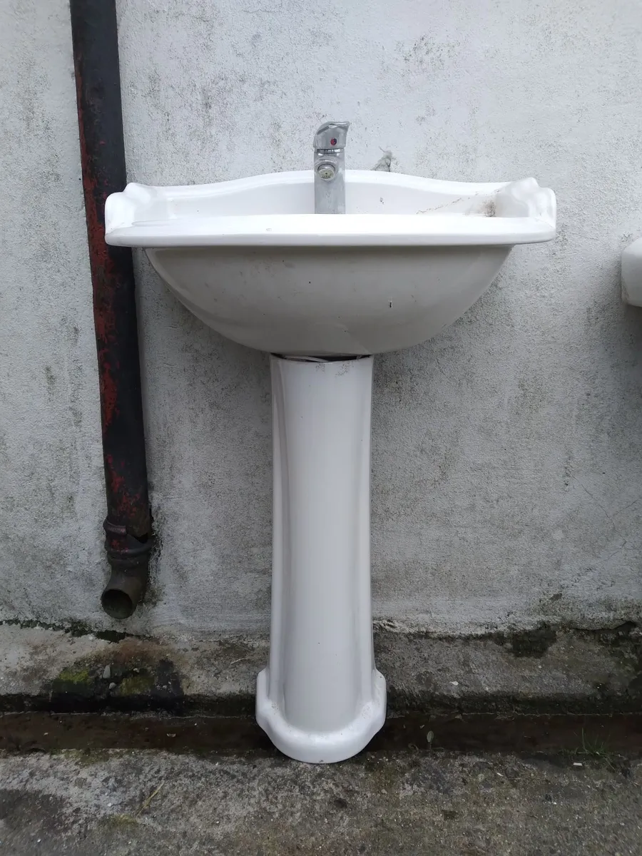 Wash hand basin - Image 2