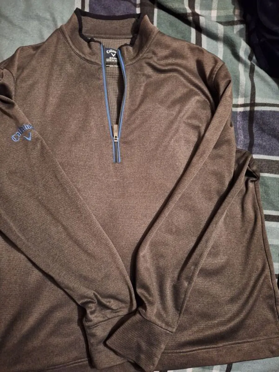 Callaway zip-up and Lyle and Scott t-shirt - Image 2