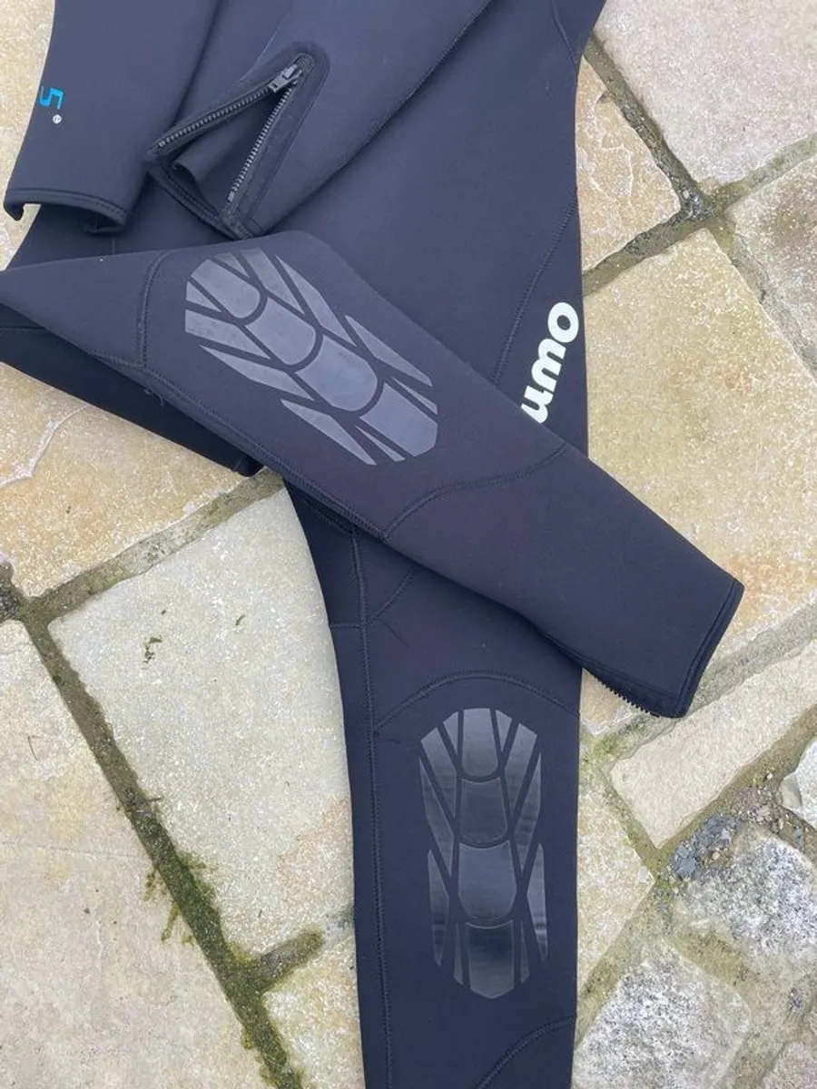 3mm wetsuit - Image 4