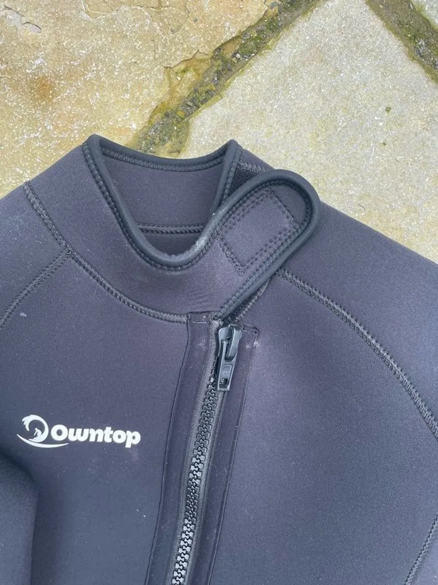3mm wetsuit - Image 2