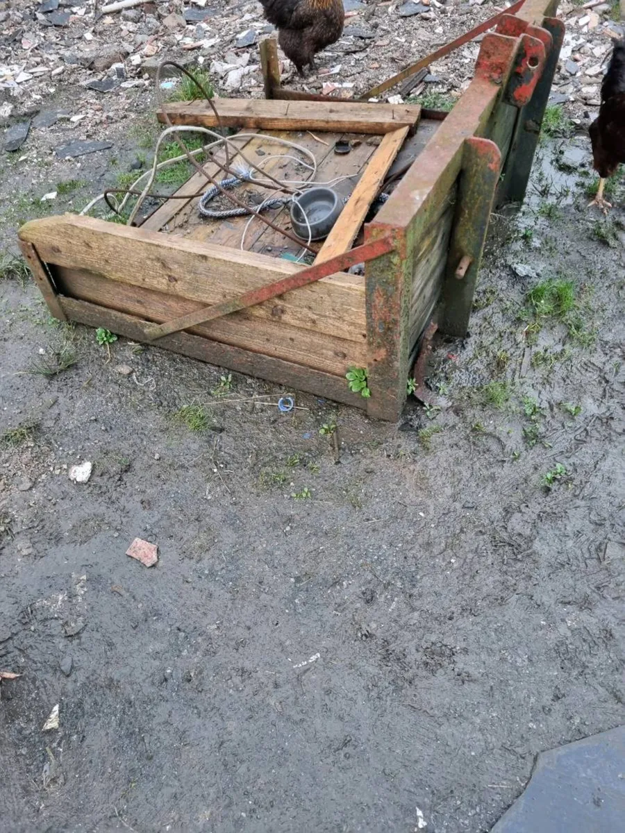 Tractor transfer box - Image 2