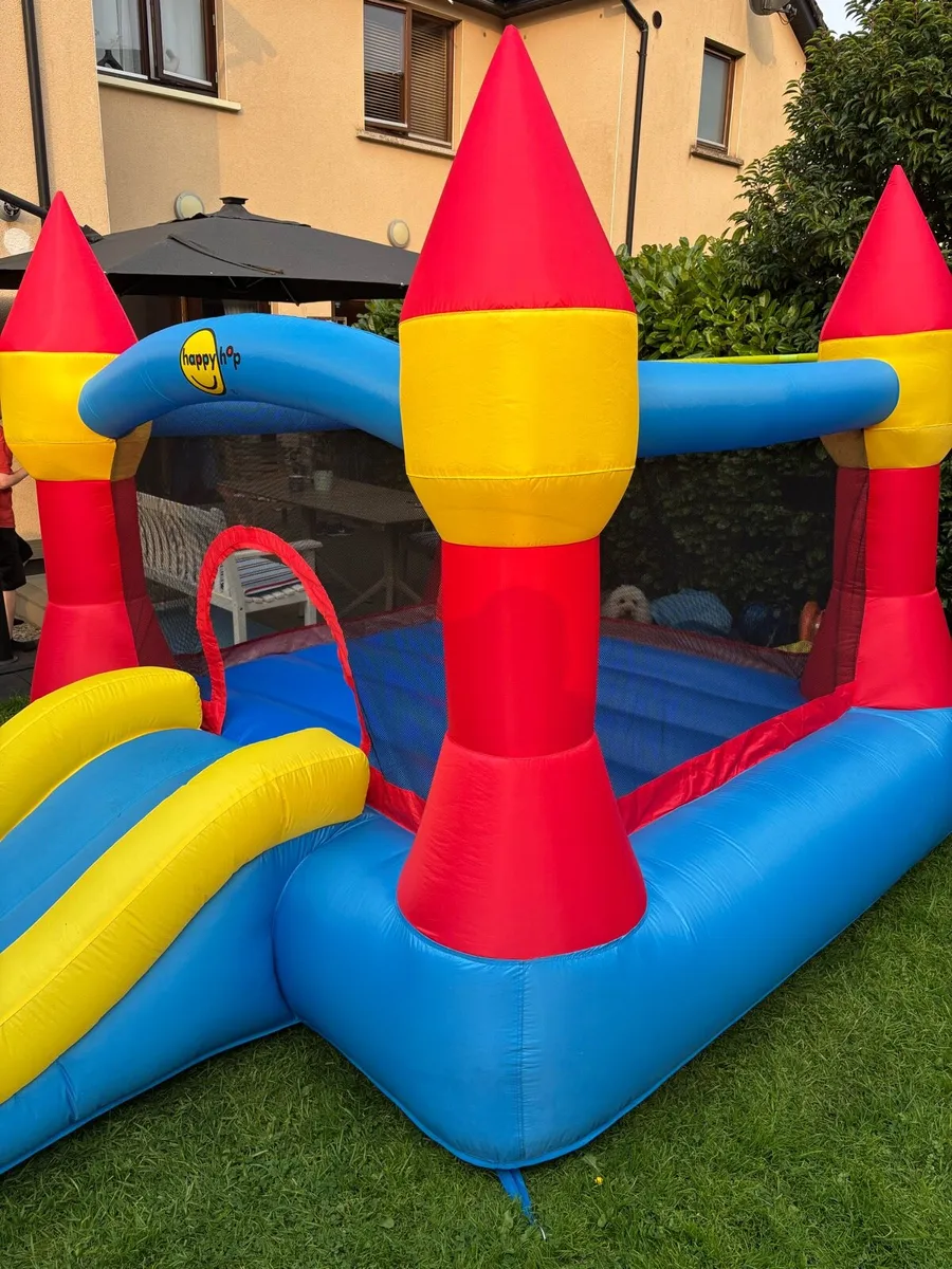 Small Bouncy Castle - Image 4