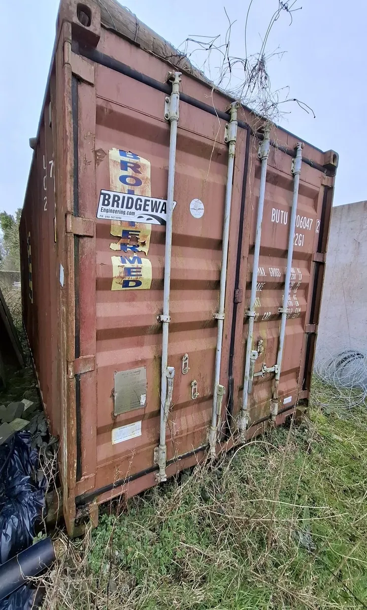Storage containers 20ft x 8ft - Image 4