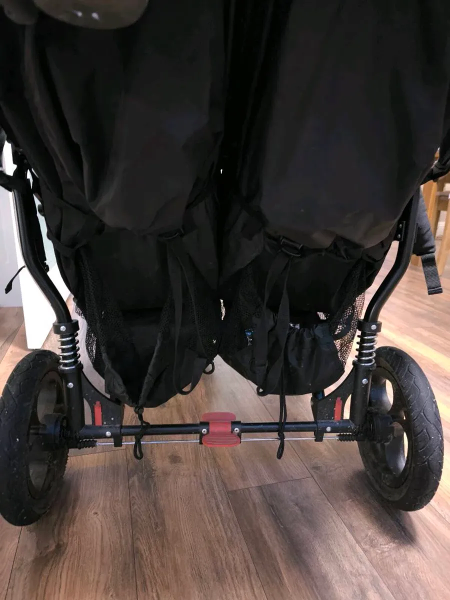Double buggy out n about V4 - Image 3