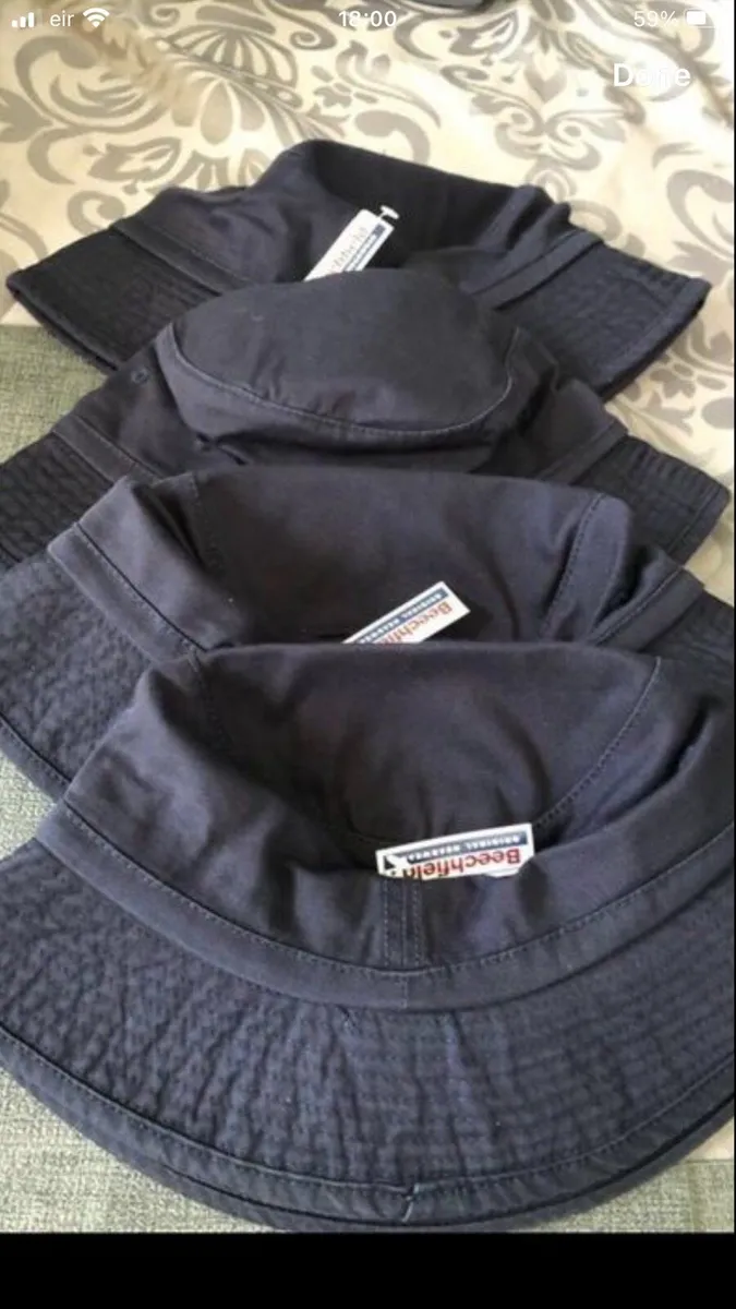 Mens new hats size L / XL €5 each - Image 2