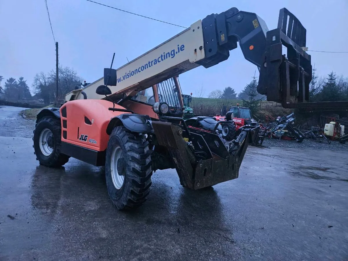 2016 jlg 17m - Image 1