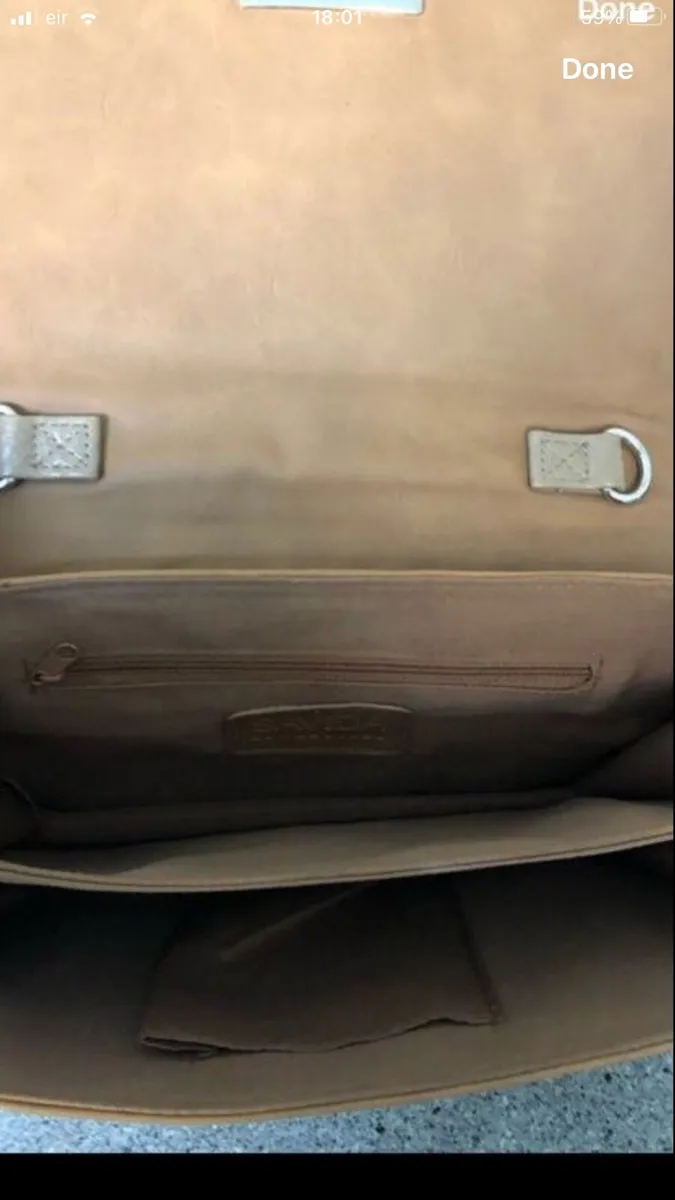 Ladies stunning bag €5 - Image 2