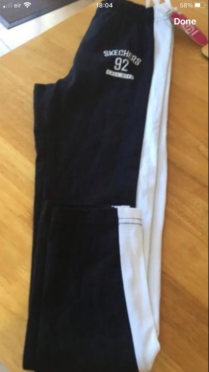 Girls BNWT sketchers bottoms age 10/11 €6 - Image 1