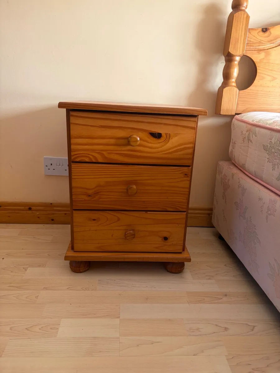 Beside Cabinets - Image 2