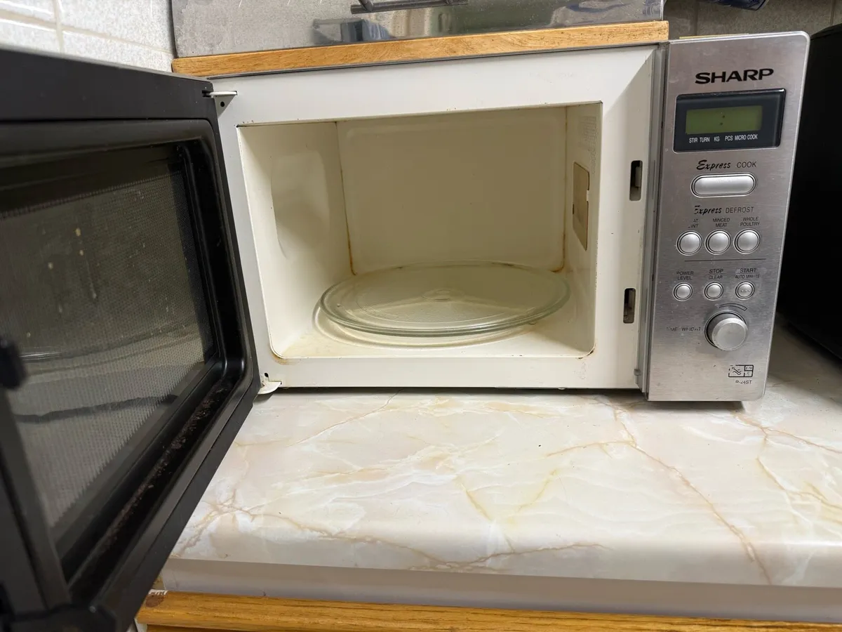 Microwave Oven - Image 2