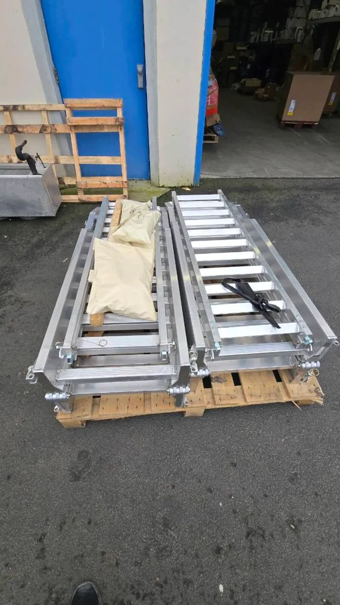 Loading Ramp - Image 1