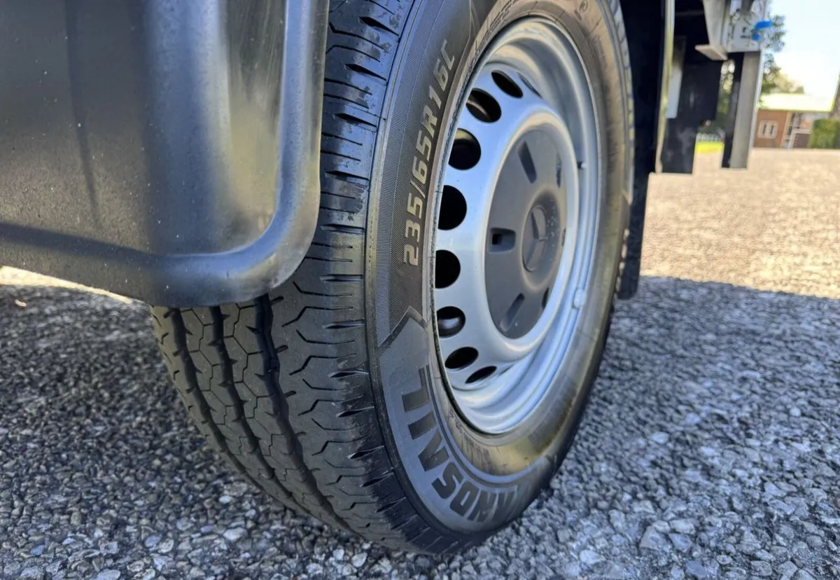 2022 Mercedes-Benz Sprinter Curtainsider Van - Image 4