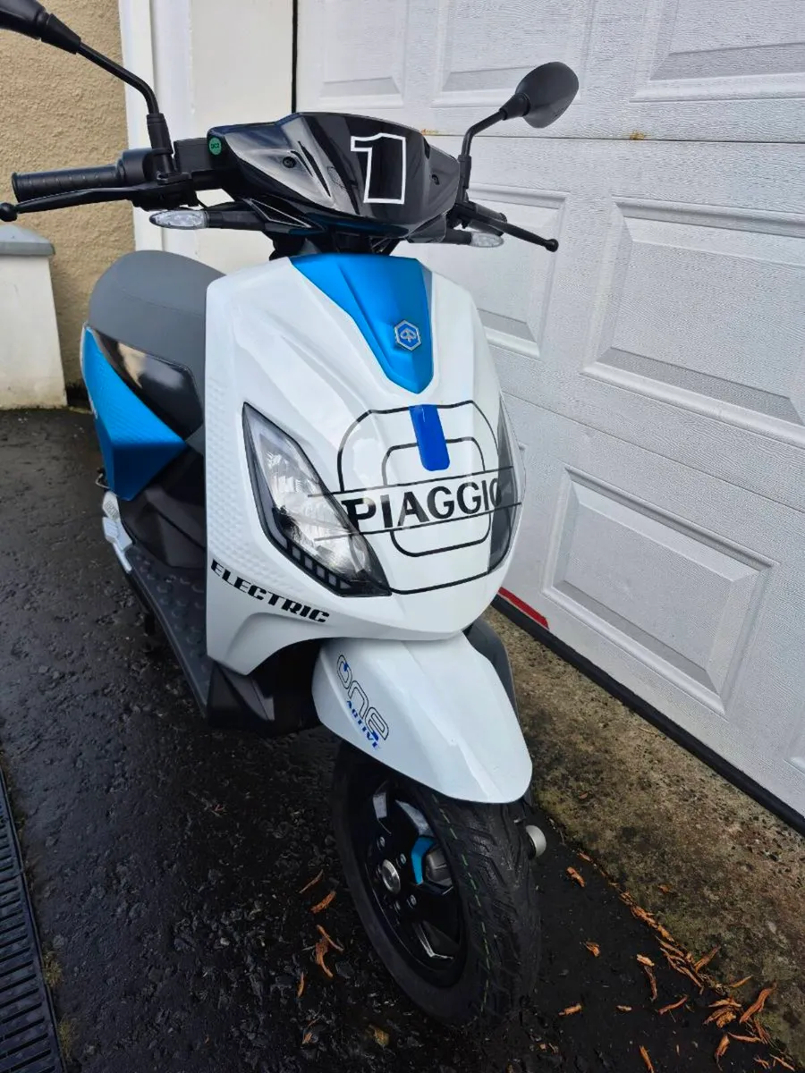 Piaggio Scooter Active One ELECTRIC - Image 1