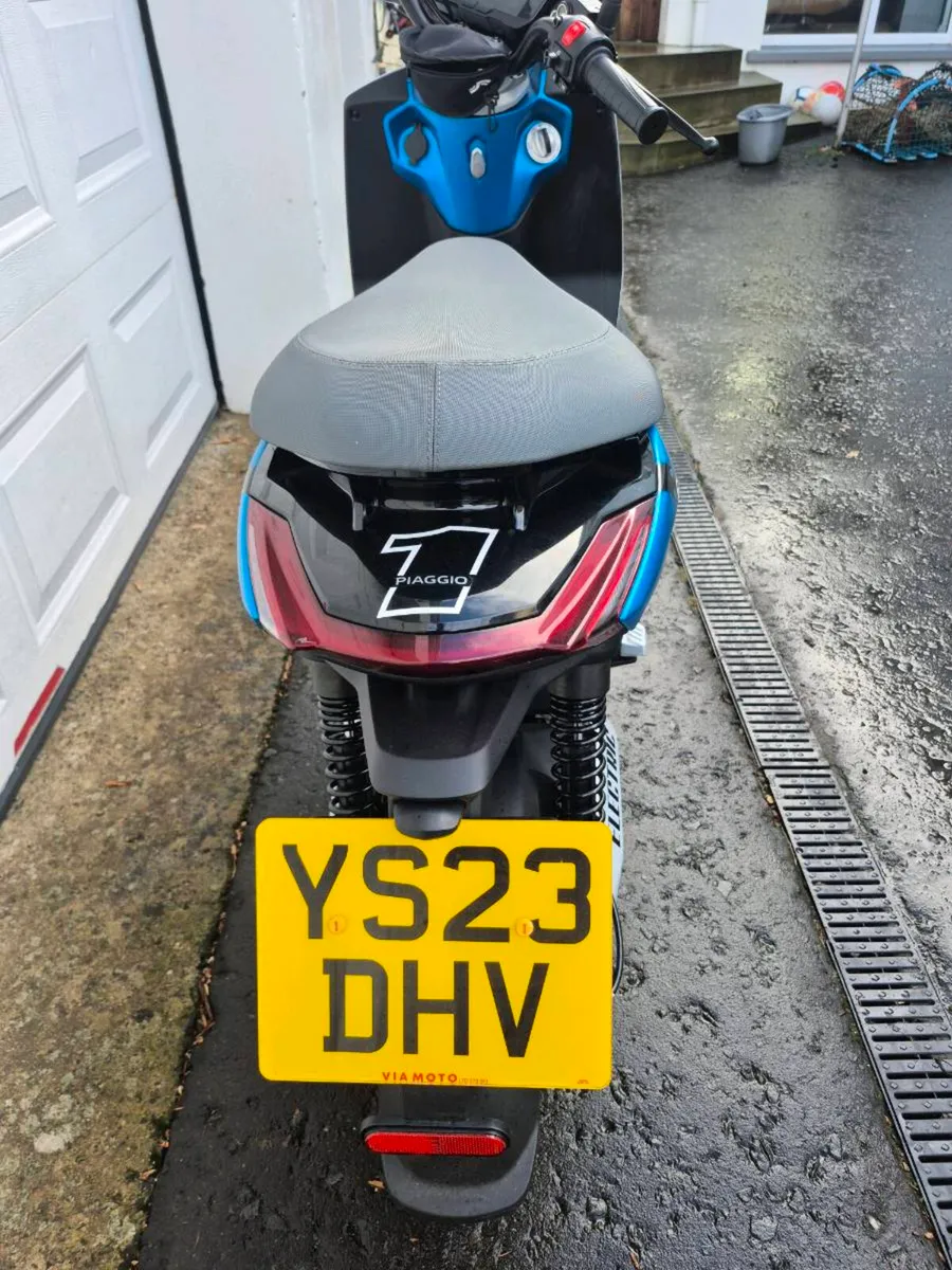 Piaggio Scooter Active One ELECTRIC - Image 4
