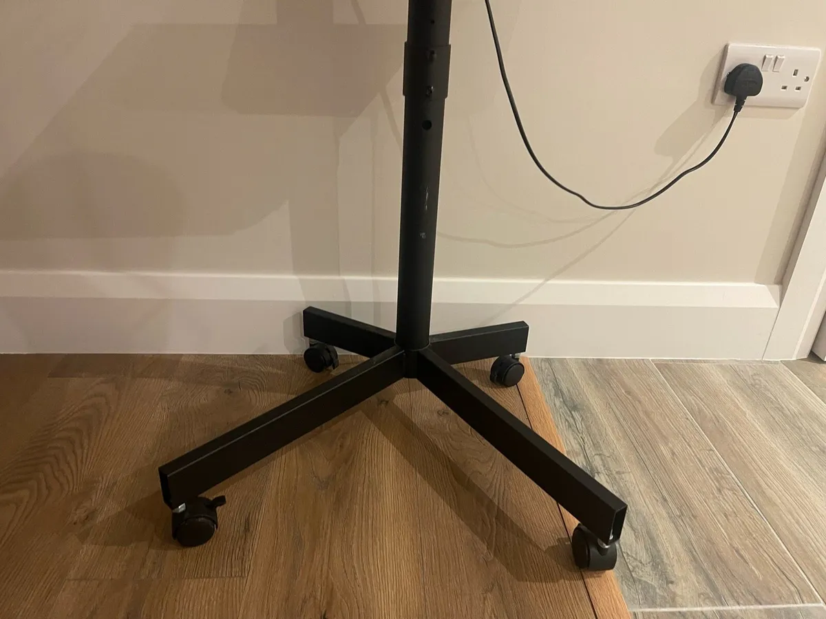 Smart TV with walking stand - Image 4