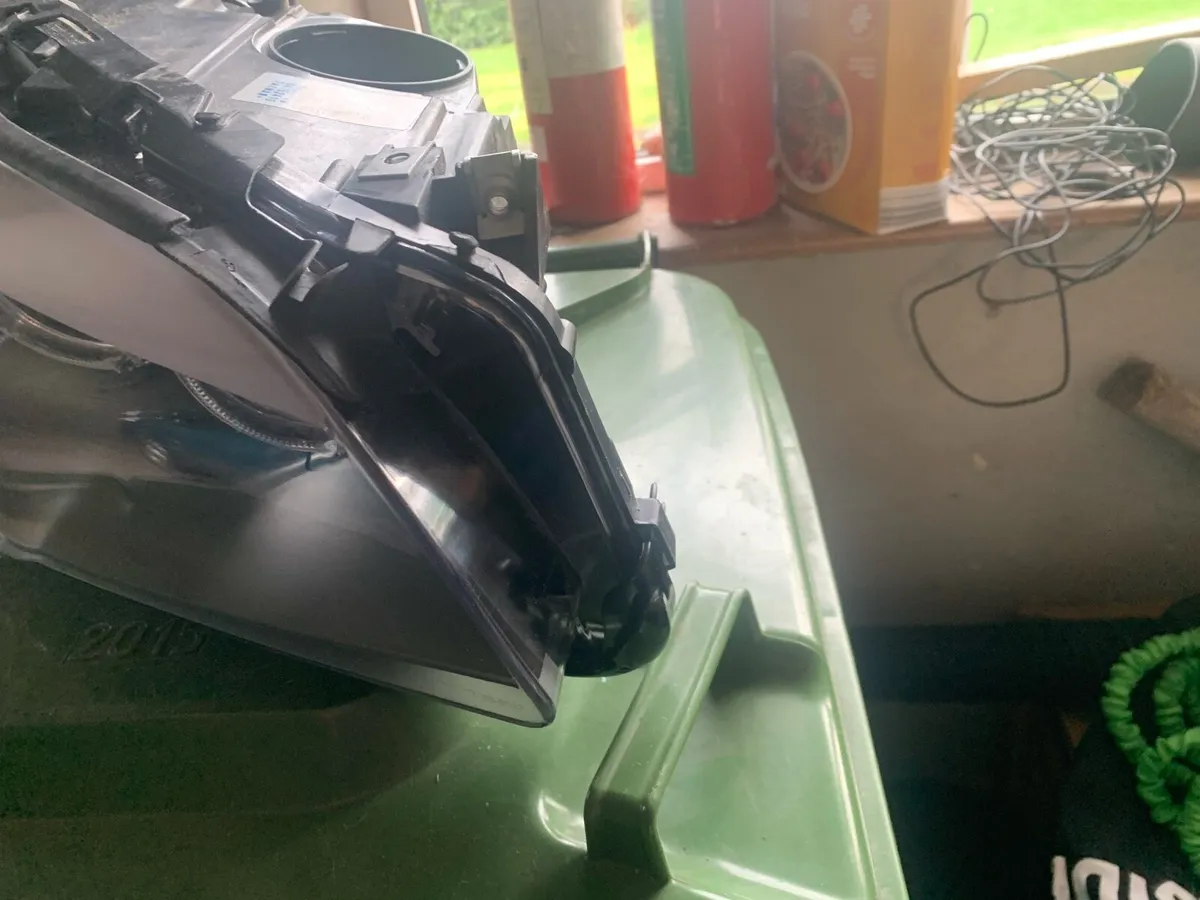 Bmw 520d F10 Xenon headlights for repair - Image 1