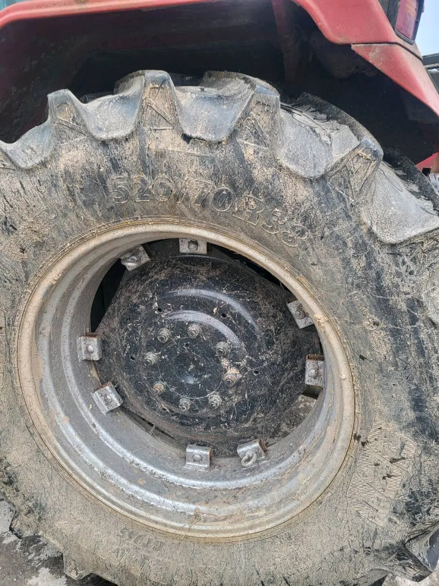 BKT 520/70/38 - Image 1