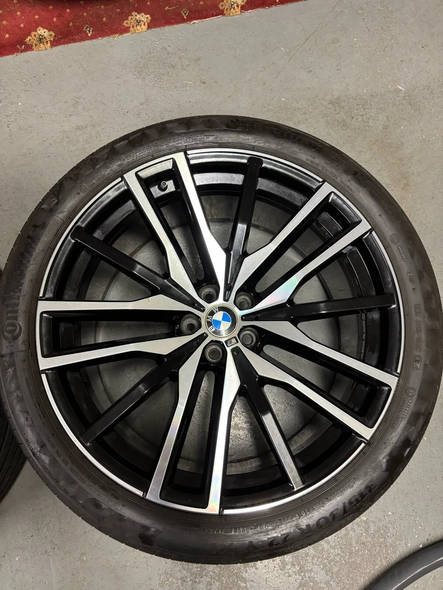 BMW X5 22” Diamond Cut Alloys - Image 2