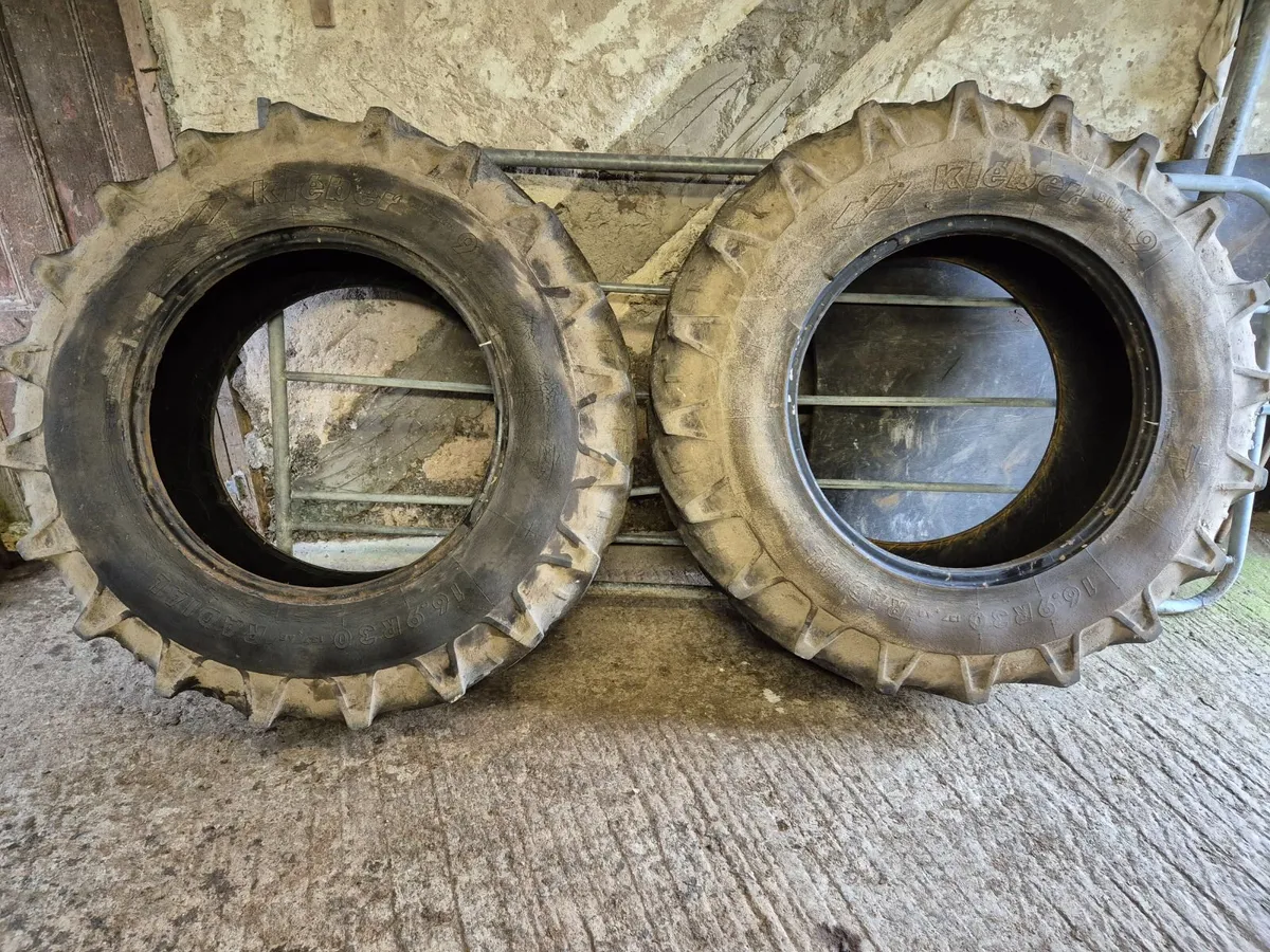 Tractor  tyres size 16. 9  R 30 - Image 1