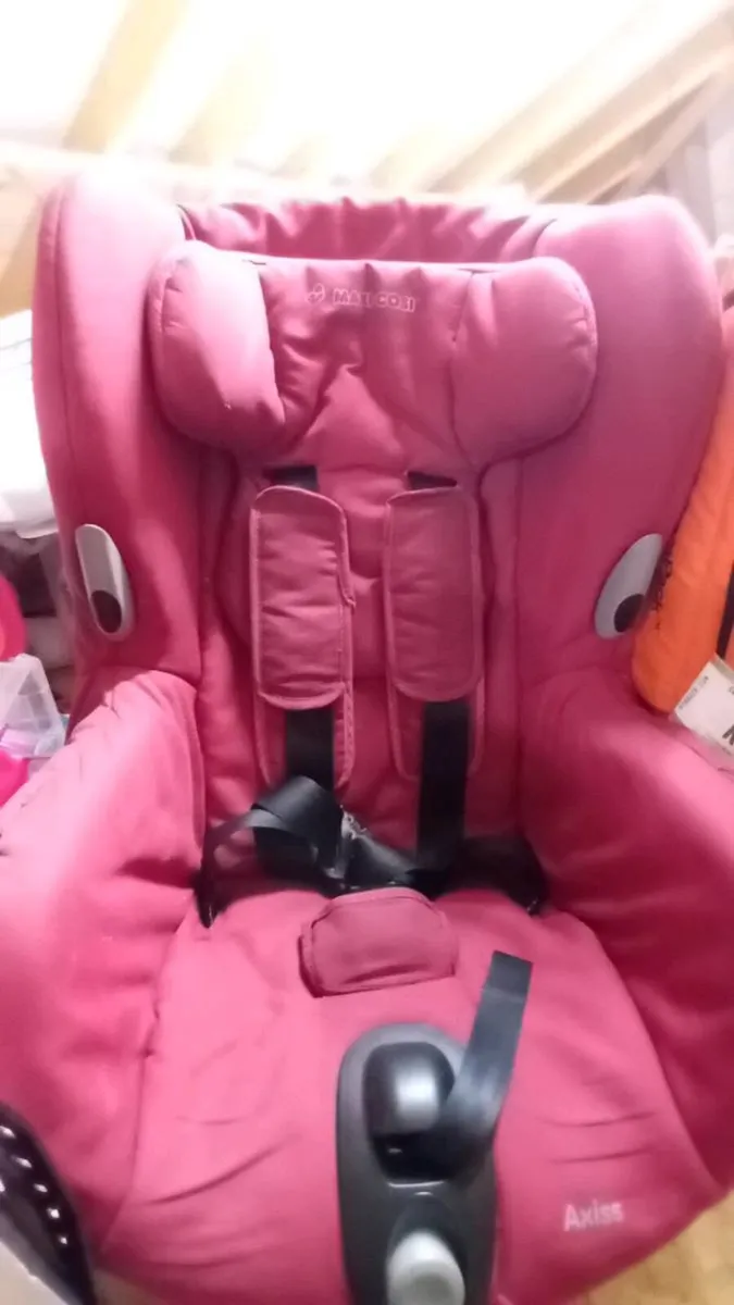 Maxi cosi car seat - Image 3