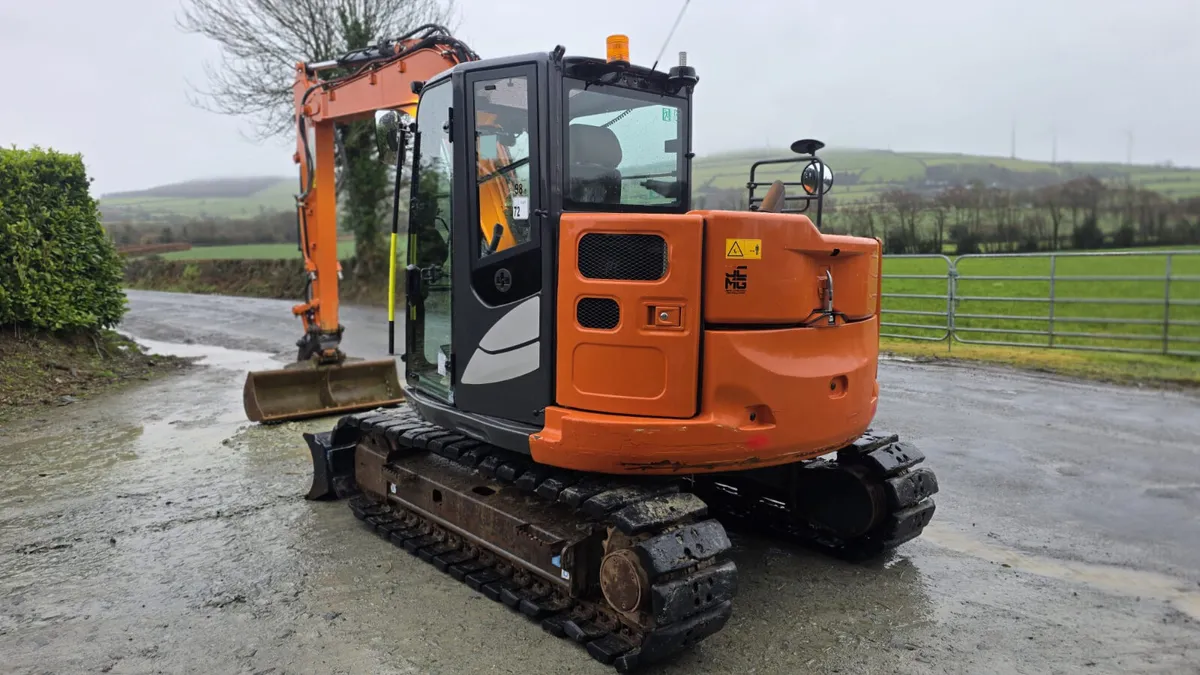 Hitachi Zaxis 85 USB-6 (only 2250hrs) - Image 2