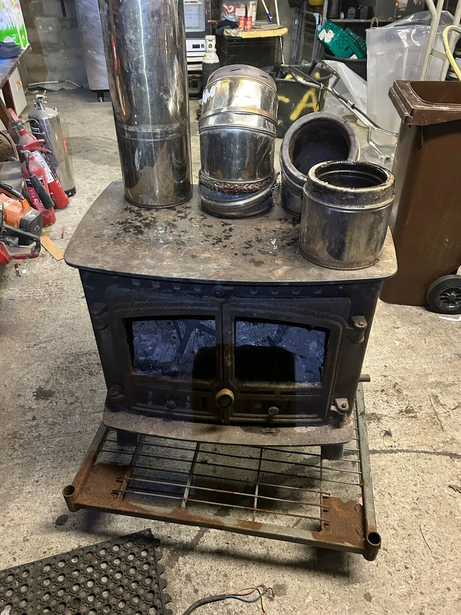Stove - Image 1