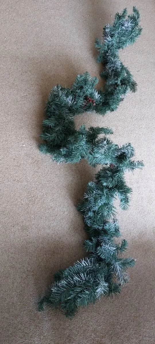 Free Christmas Decorations - Image 1