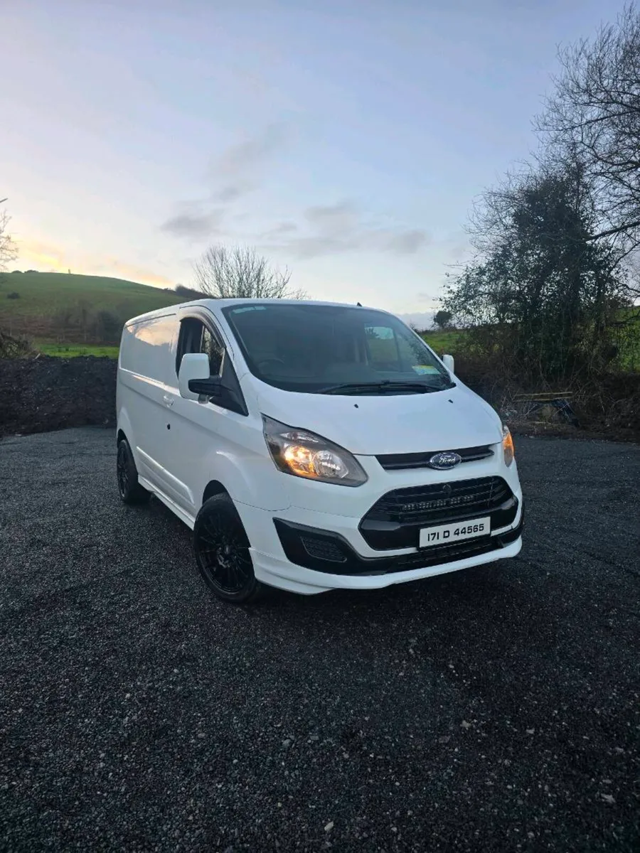 Ford Transit Custom - Image 1